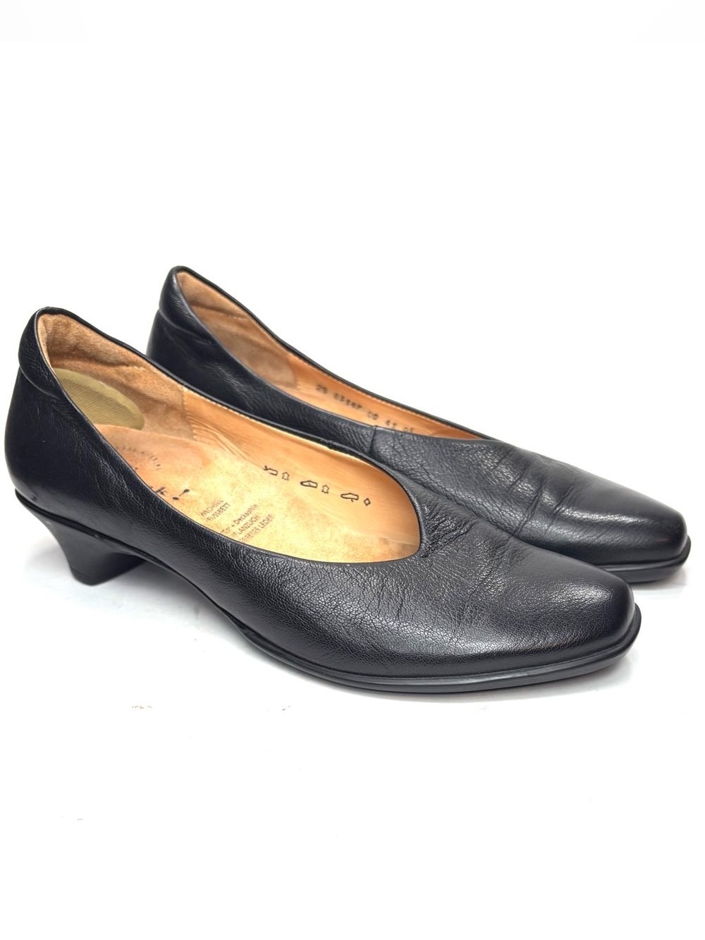 Think! Black Leather Kitten Heels | 41